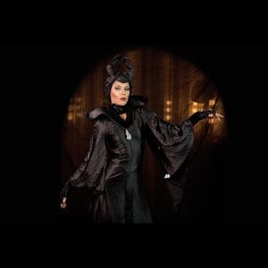 Disney Maleficent costume Size S/P (4-6)